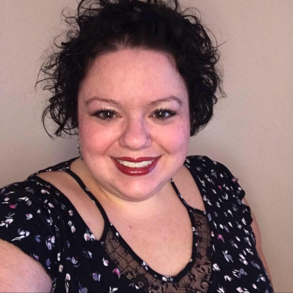 Meet your Posher, Laura